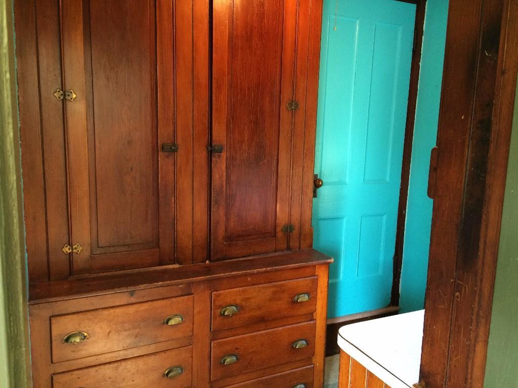 143 Tremont Road Bass Harbor, ME 04653 - Photo 9 of 29 Traditional butlers pantry off of...