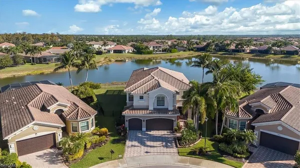 $1,550,000 | 3821 Columbia Court, Naples, FL 34119