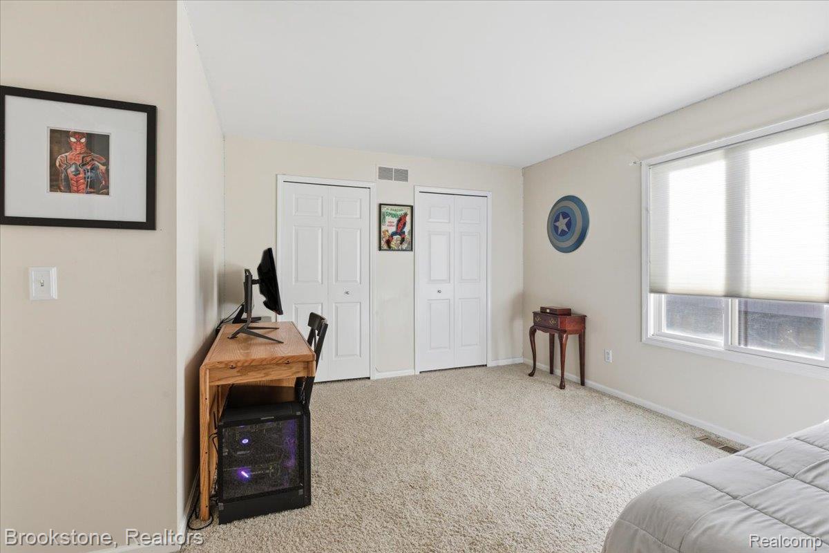 9748 Forest Ridge Drive Clarkston, MI 48348 - Photo 45 of 53 32-2025.jpg