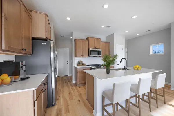 $392,000 | 1518 Trellis Lane, St. Paul, MN 55118