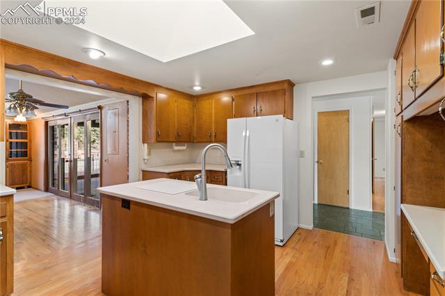 2675 North Chelton Road Colorado Springs, CO 80909 - Photo 10 of 30 Light and Bright Kitchen