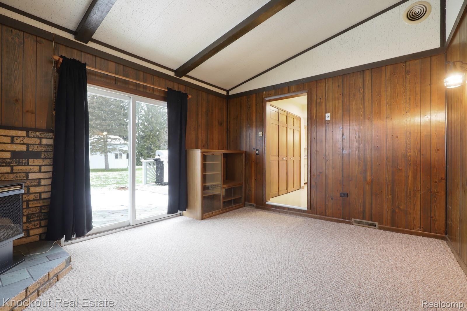 2050 Reindel Road Frankenmuth, MI 48734 - Photo 19 of 47 2050 Reindel Rd 48734-19.jpg