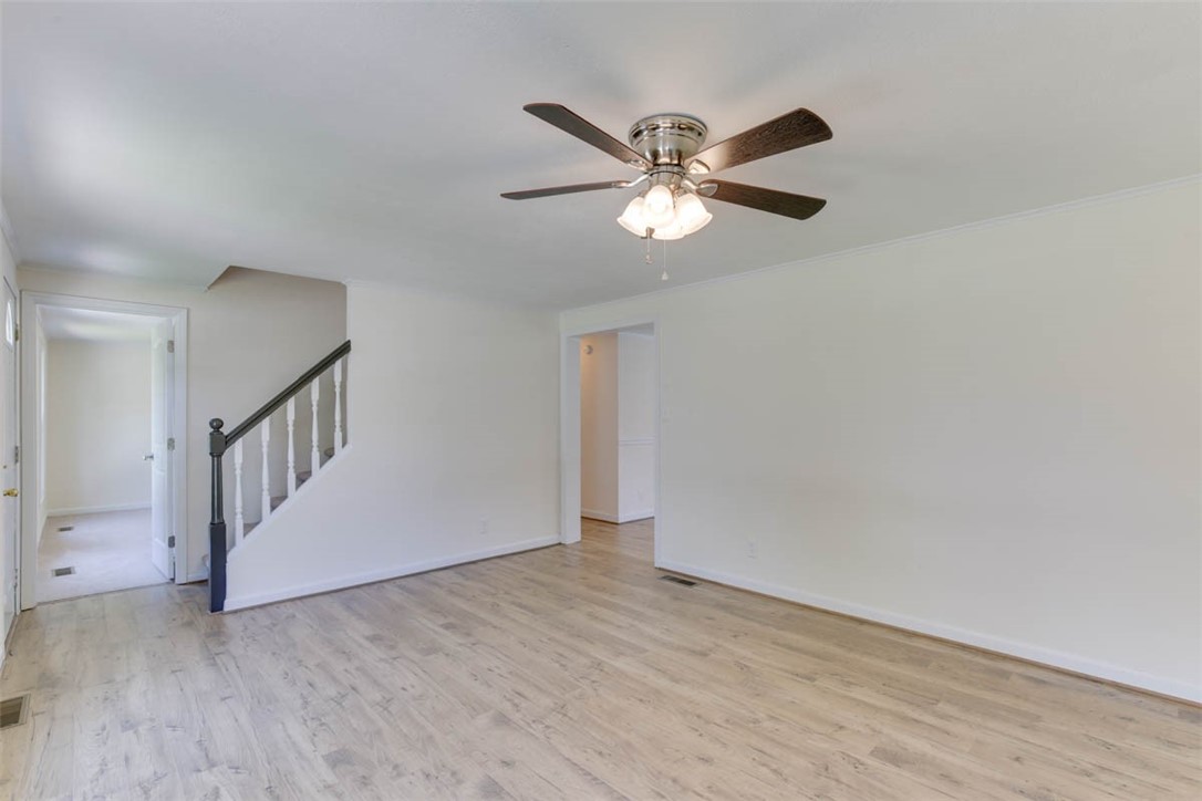 100 Quail Road Yorktown, VA 23692 - Photo 9 of 35
