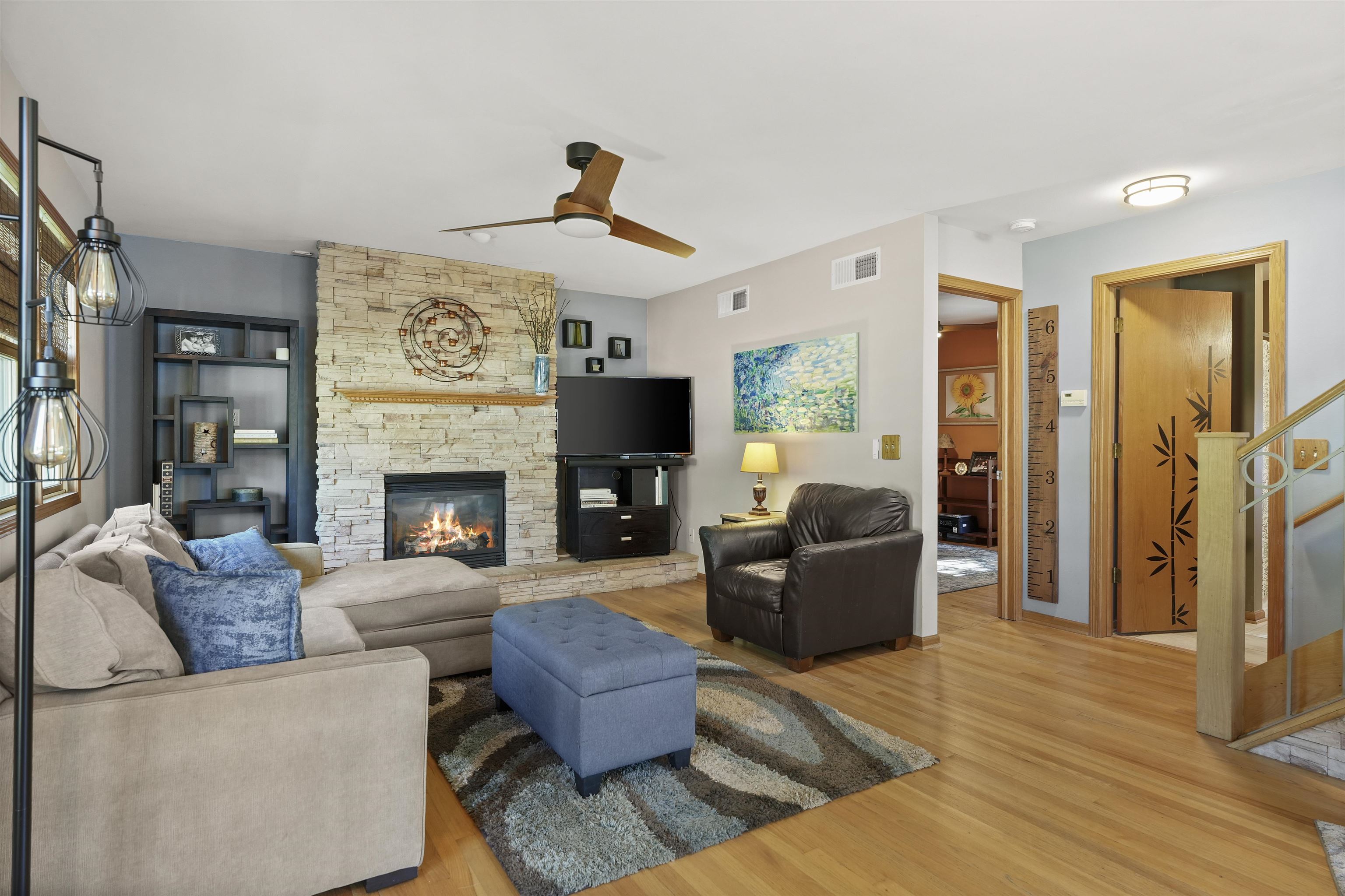 4712 Rothman Place Monona, WI 53716 - Photo 4 of 49