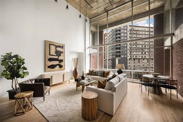 $950,000 | 2011 Cedar Springs Road, Unit 305, Dallas, TX 75201