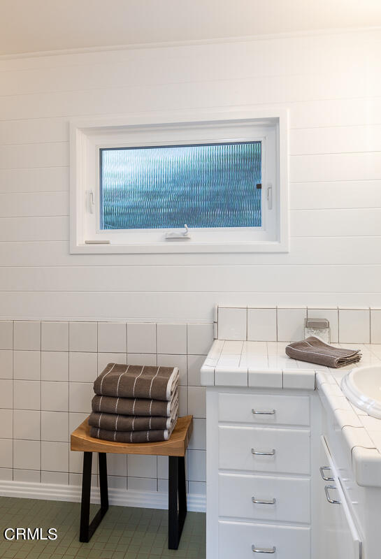 1707 Kaweah Drive Pasadena, CA 91105 - Photo 18 of 41 a room with storage and utility