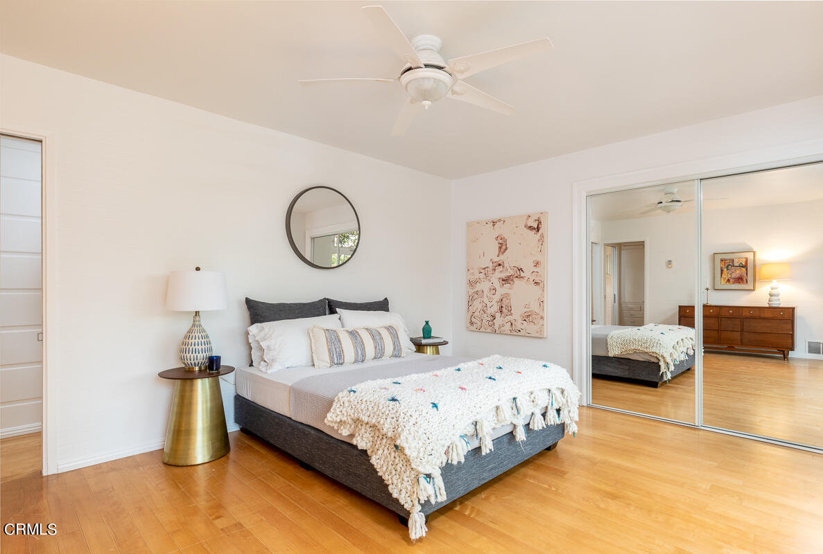 1707 Kaweah Drive Pasadena, CA 91105 - Photo 29 of 41 a bedroom with a bed and window