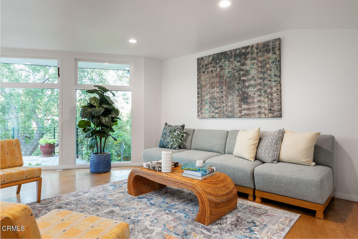 1707 Kaweah Drive Pasadena, CA 91105 - Photo 9 of 41 a living room with furniture and a potted plant