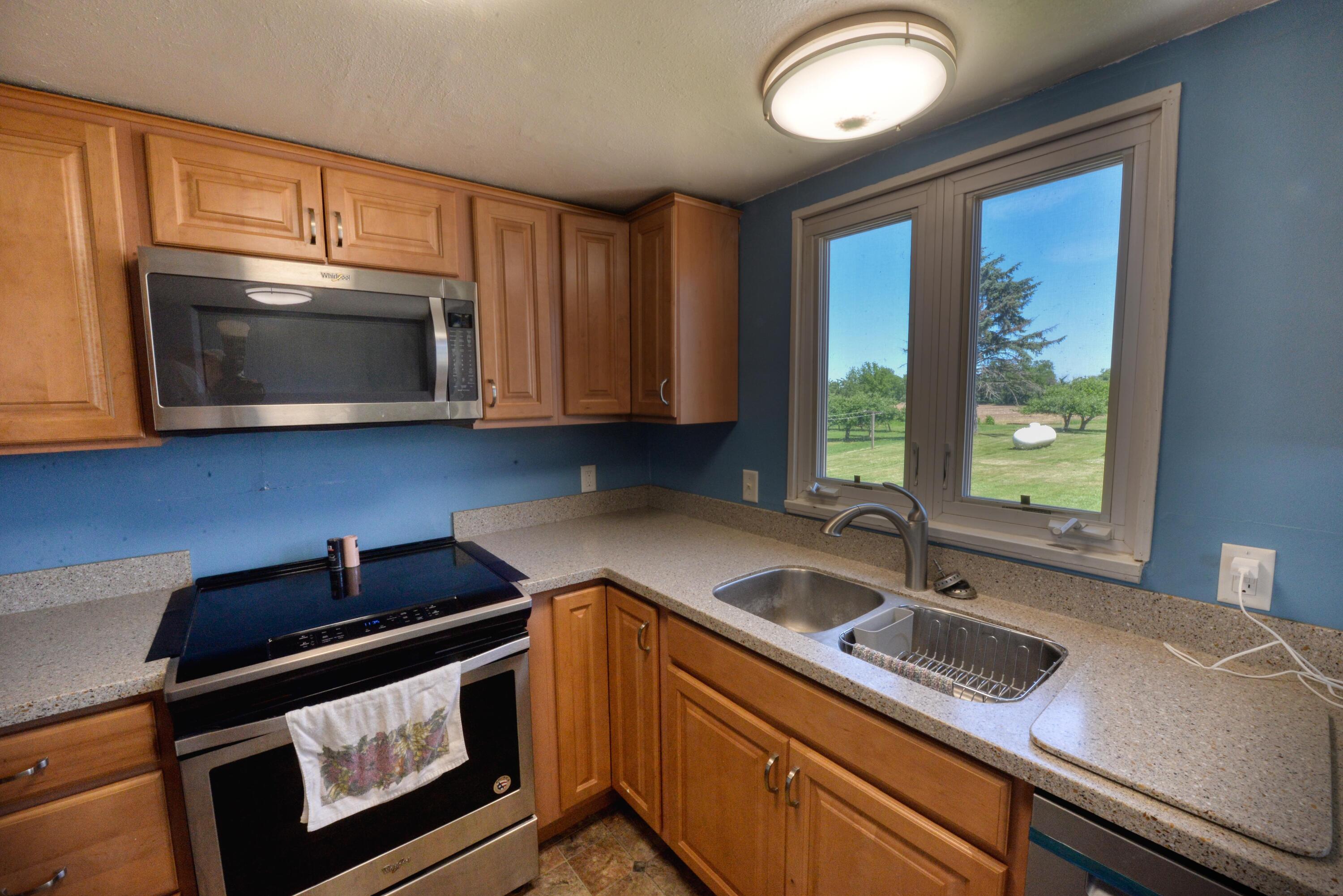 761 Warren Woods Road Galien, MI 49113 - Photo 7 of 36 DSC_6921