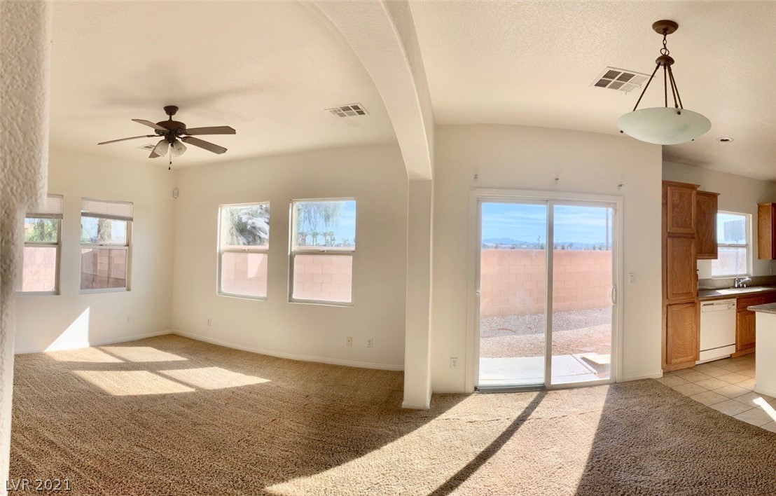 6231 Sunset Spring Avenue Las Vegas, NV 89122 - Photo 11 of 39