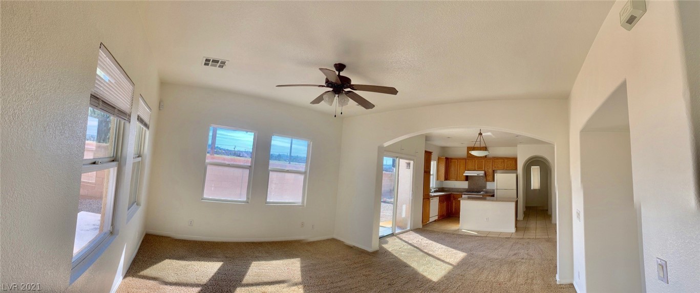 6231 Sunset Spring Avenue Las Vegas, NV 89122 - Photo 12 of 39