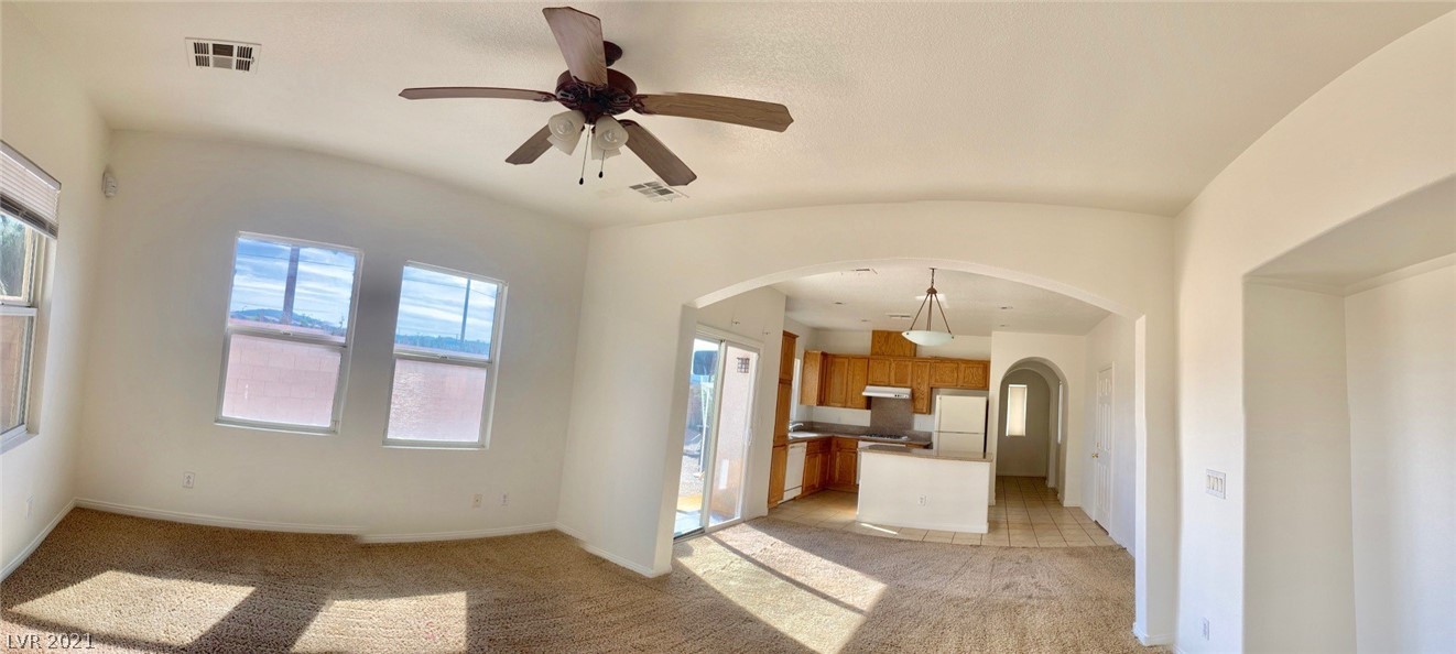 6231 Sunset Spring Avenue Las Vegas, NV 89122 - Photo 13 of 39