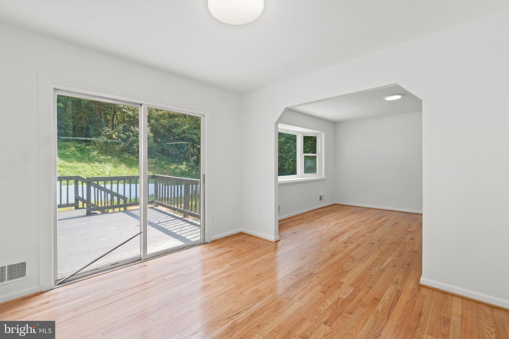 7908 Hart Road Fort Washington, MD 20744 - Photo 6 of 23 Dining area (deck access)