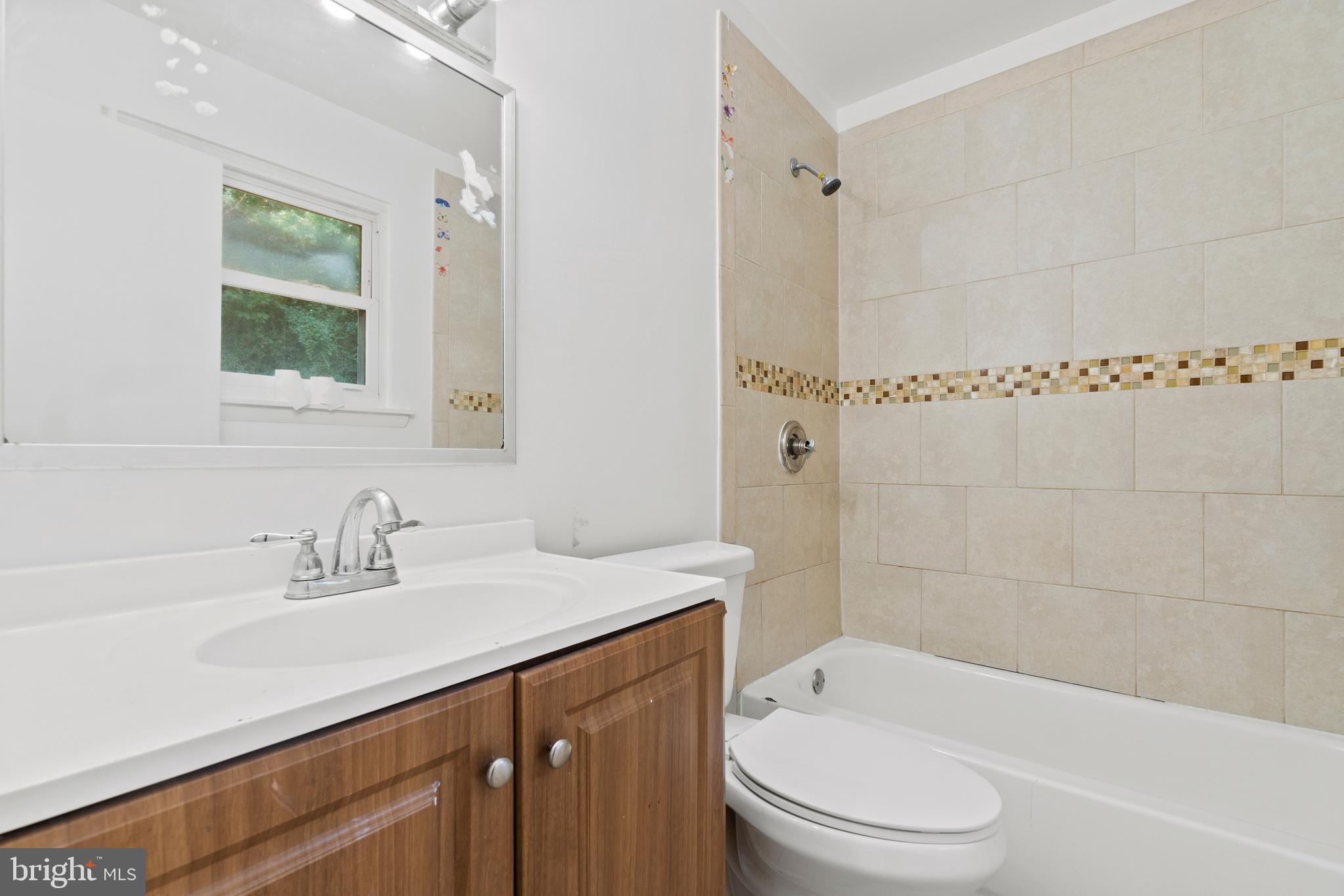7908 Hart Road Fort Washington, MD 20744 - Photo 7 of 23 bath 1