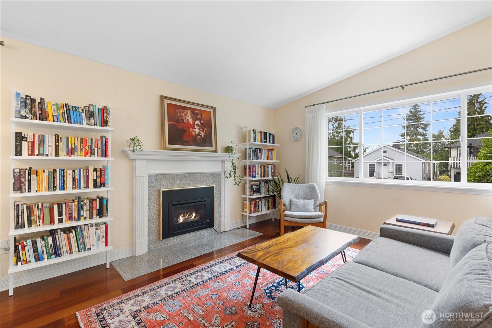 3238 Walnut Avenue Southwest Seattle, WA 98116 - Photo 7 of 40