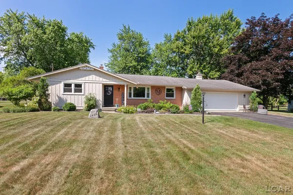 $299,000 | 9432 Tonneberger Drive, Tecumseh, MI 49286