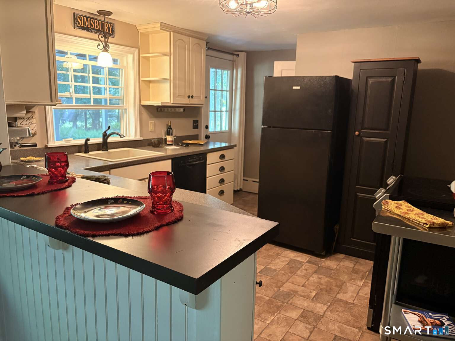 44 Climax Road Simsbury, CT 06070 - Photo 15 of 40