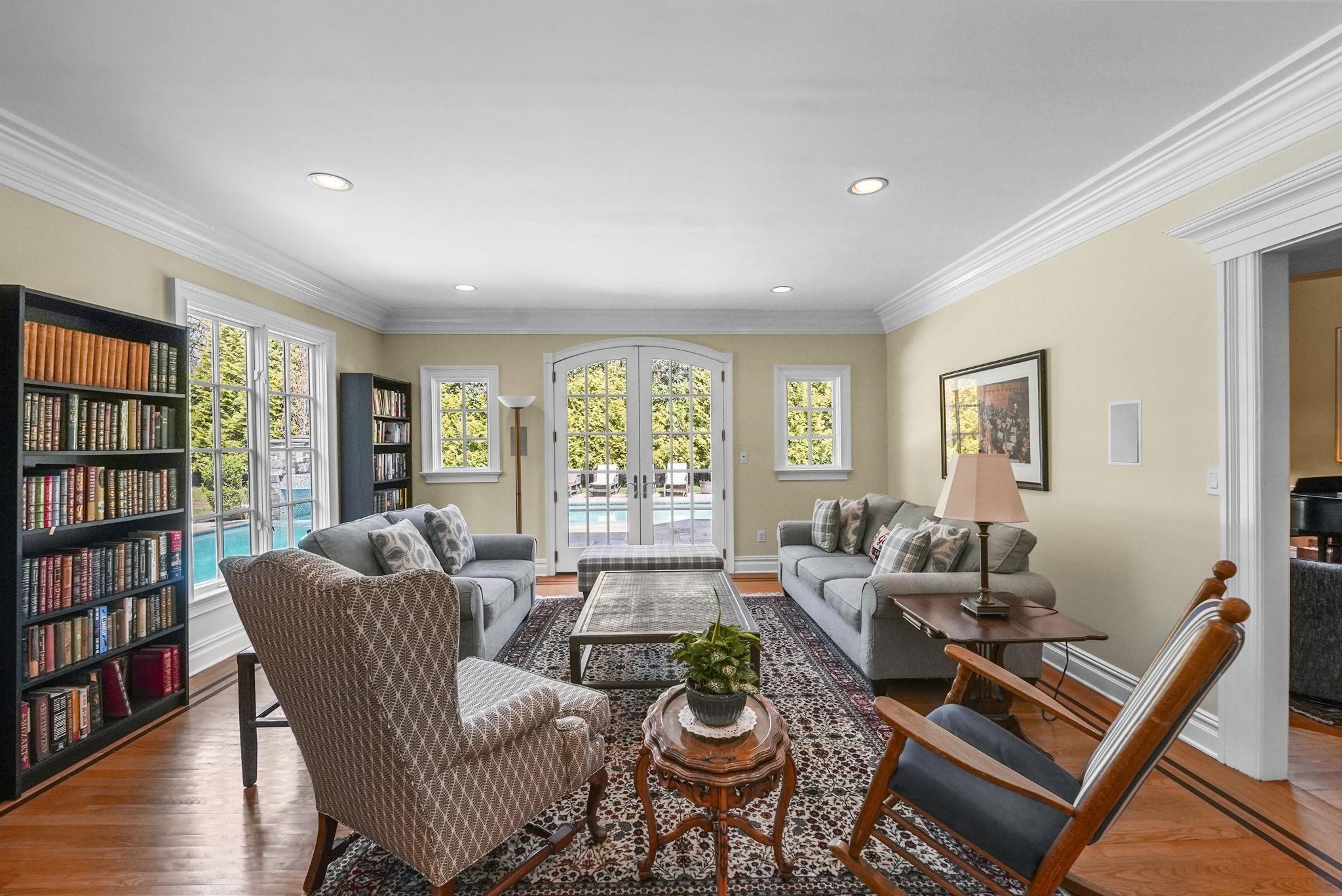 11 Robin Ridge Road Upper Saddle River, NJ 07458 - Photo 29 of 50 Gallery Image 29
