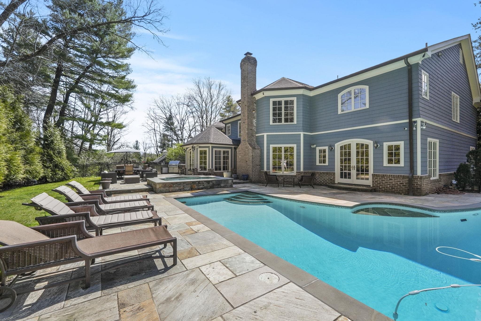 11 Robin Ridge Road Upper Saddle River, NJ 07458 - Photo 40 of 50 Gallery Image 40