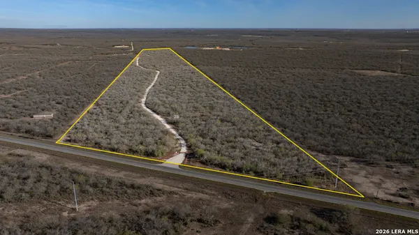 $525,000 | Tbd East Fm 71, Campbellton, TX 78008