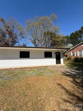 $1,195 | 902 8th Avenue Southwest, Conover, NC 28613