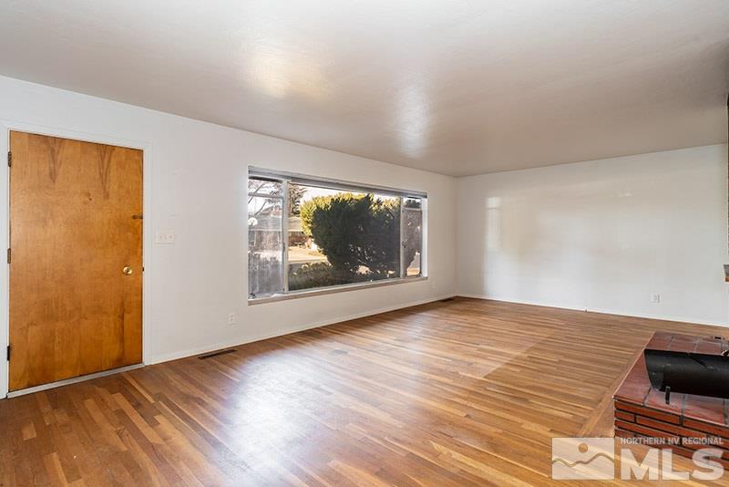 970 Dennison Drive Reno, NV 89509 - Photo 3 of 22 Photo 3