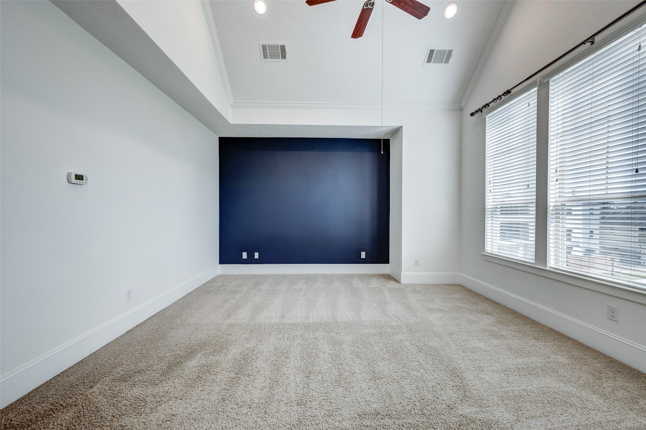 1413 Patterson Street Houston, TX 77007 - Photo 20 of 37 So much space