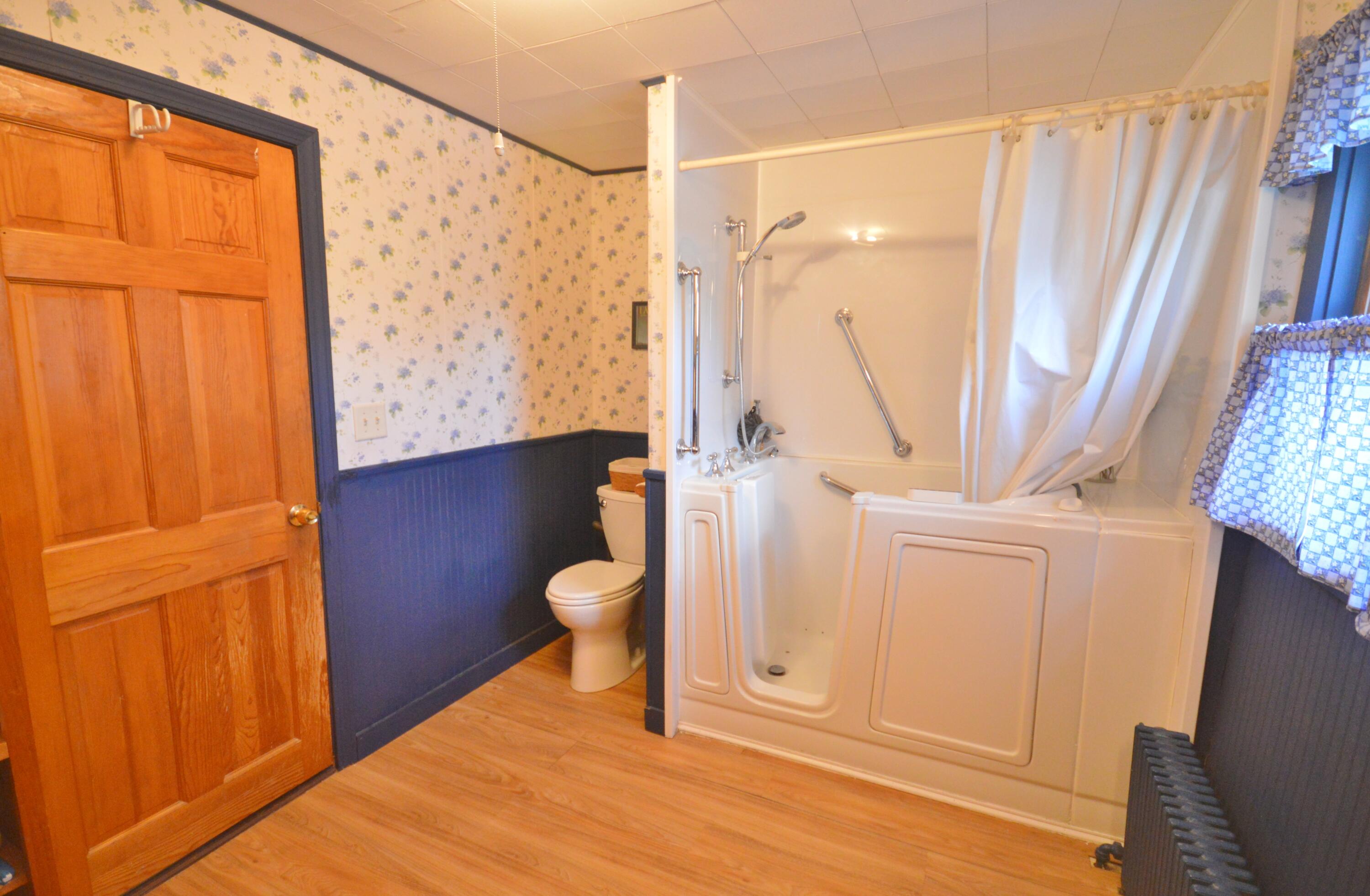18 Lemon Street Bangor, ME 04401 - Photo 16 of 41 DSC_0022