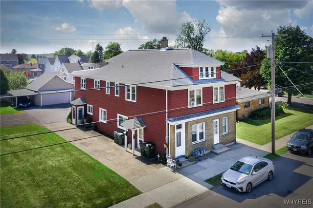 $1,495 | 77 Laverack Avenue, Unit 4, Lancaster, NY 14086