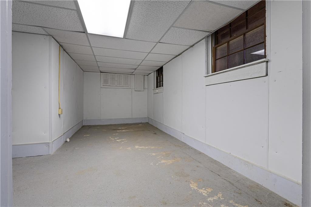 7085 Hobgood Road Fairburn, GA 30213 - Photo 34 of 40 a view of a small space