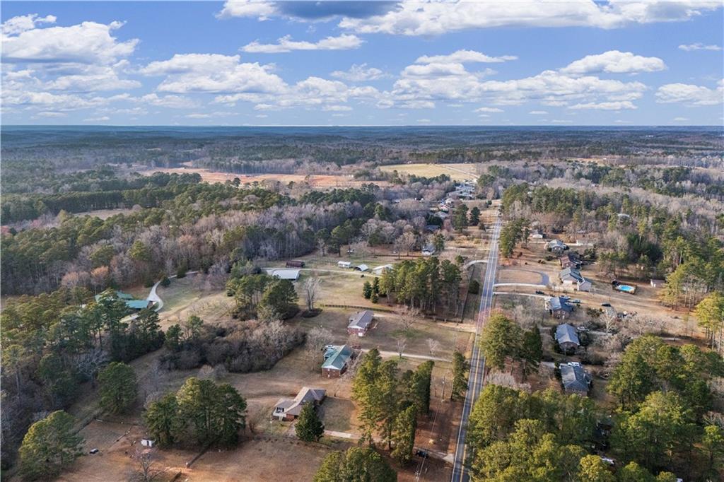 7085 Hobgood Road Fairburn, GA 30213 - Photo 38 of 40 a view of a city