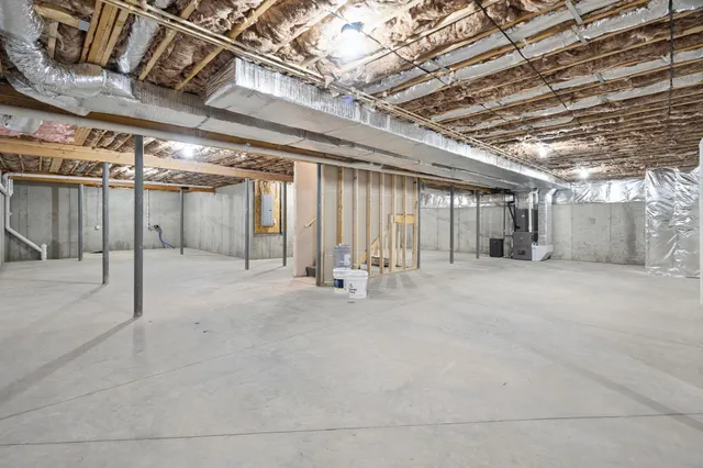 $1,299,900 | 330 High Street, Hampton, NH 03842