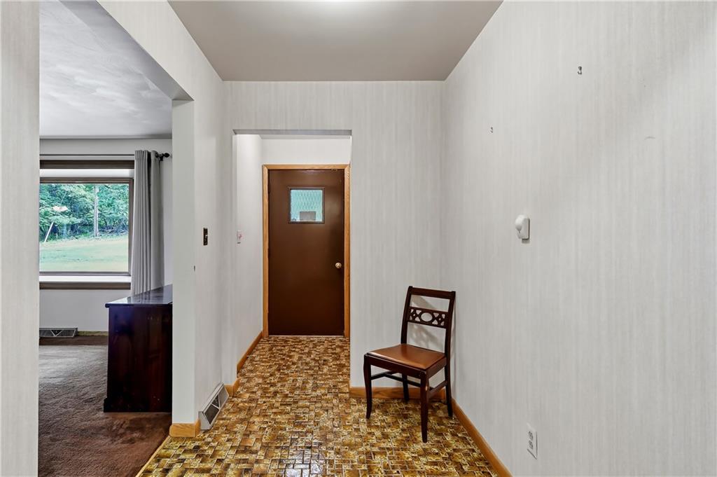 2194 Spangler Road Hermitage, PA 16148 - Photo 22 of 36