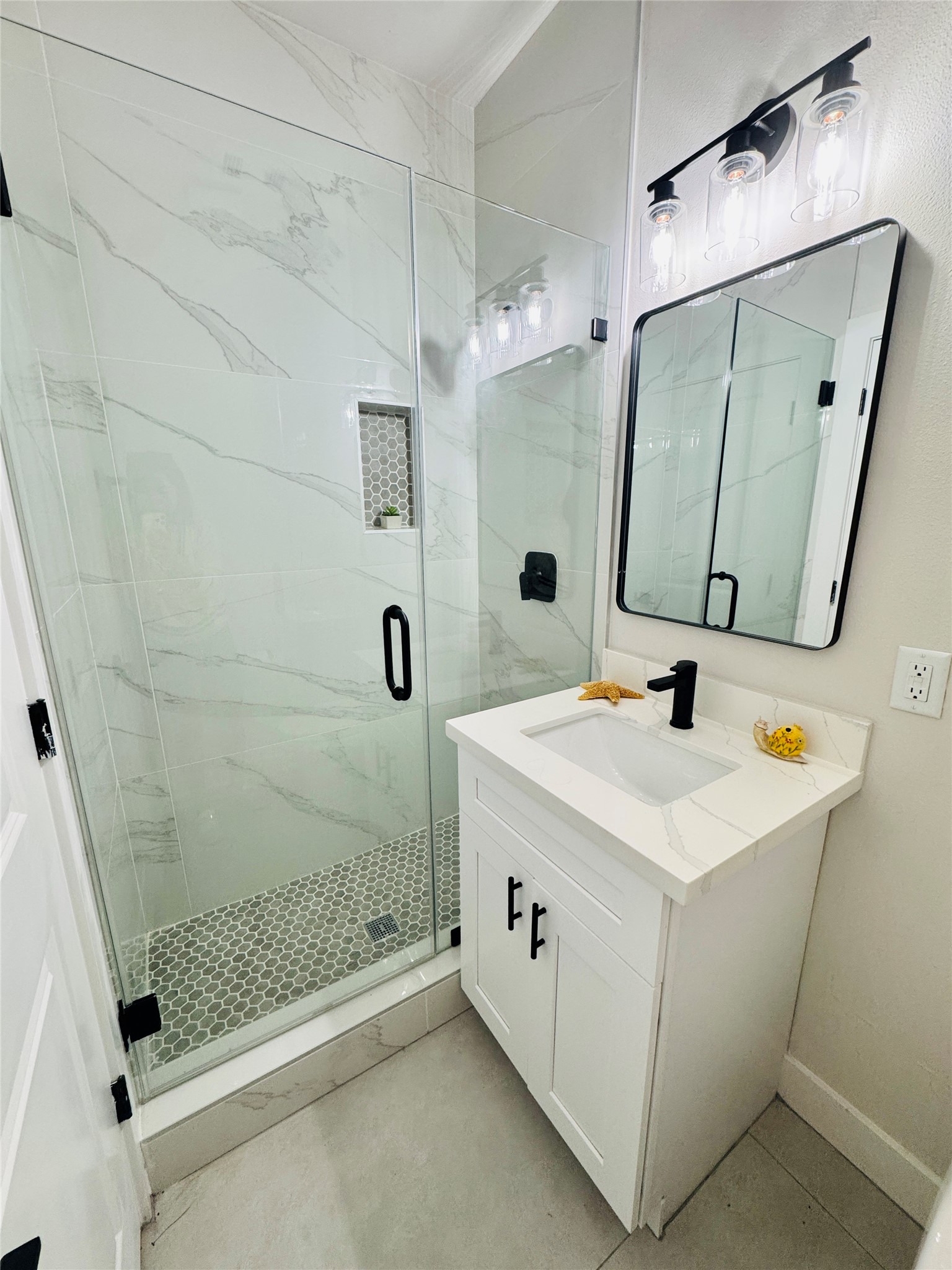 1805 Brooks Street Houston, TX 77026 - Photo 9 of 13