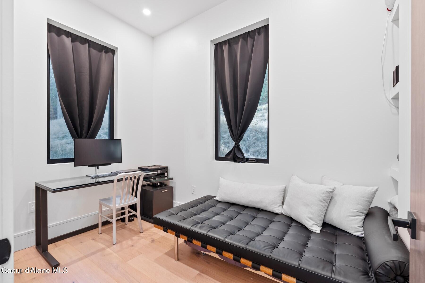 1376 Less Traveled Road Sagle, ID 83860 - Photo 28 of 61 25