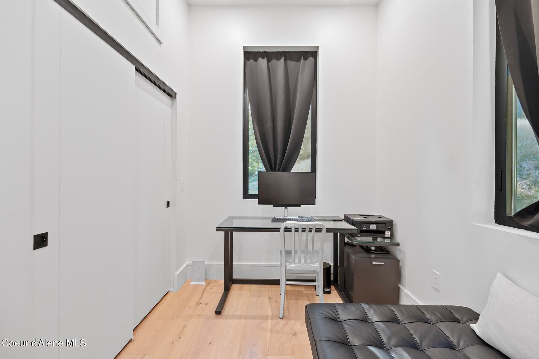 1376 Less Traveled Road Sagle, ID 83860 - Photo 29 of 61 26