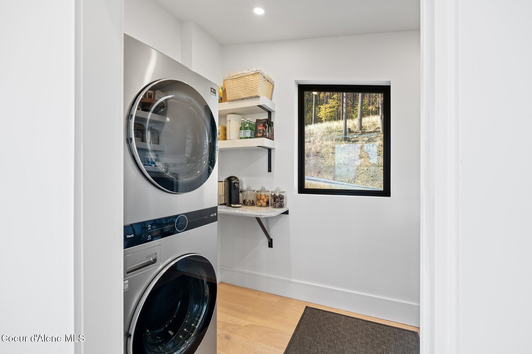 1376 Less Traveled Road Sagle, ID 83860 - Photo 35 of 61 32