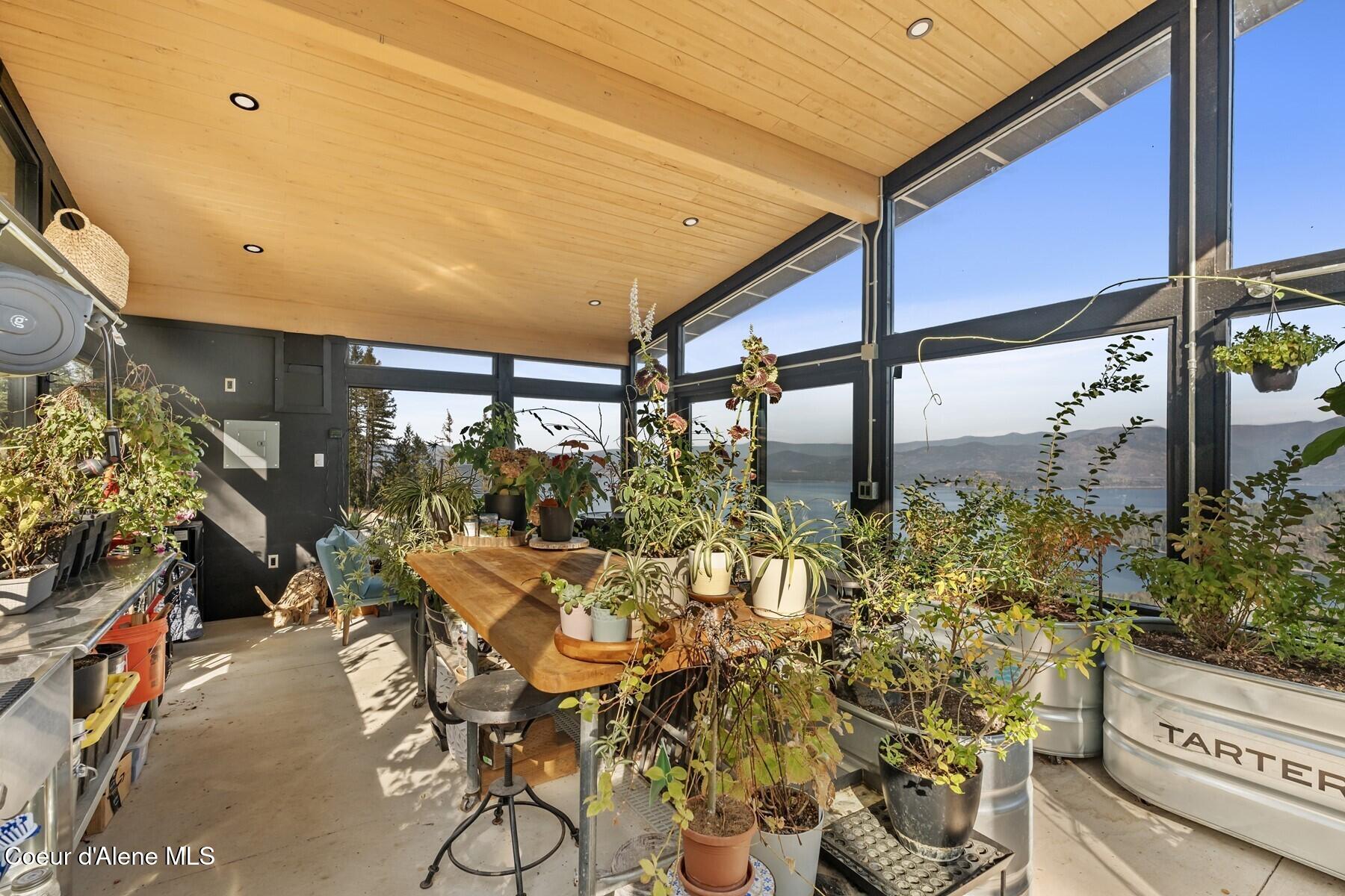 1376 Less Traveled Road Sagle, ID 83860 - Photo 40 of 61 37