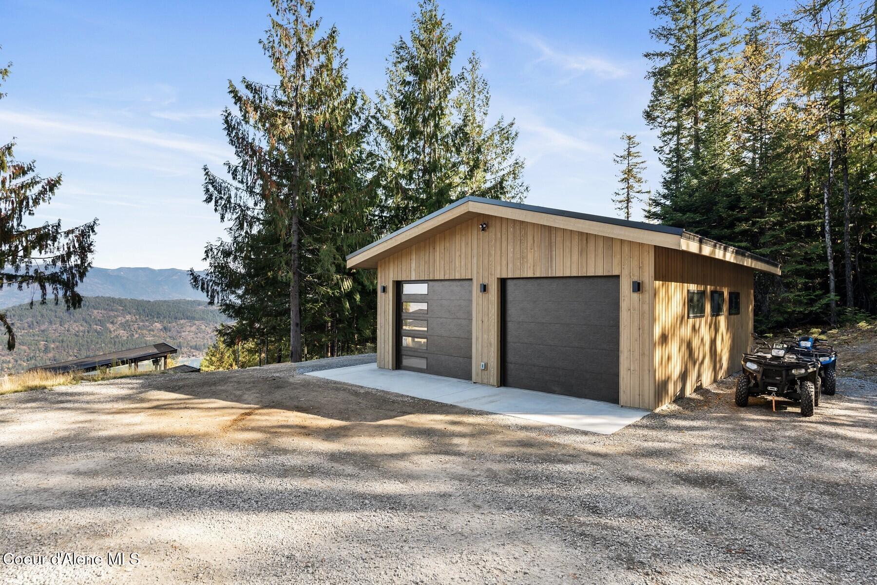 1376 Less Traveled Road Sagle, ID 83860 - Photo 45 of 61 42