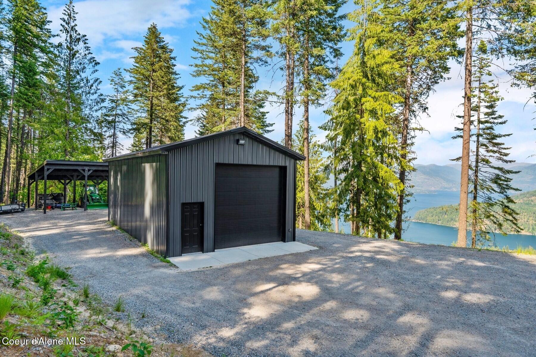 1376 Less Traveled Road Sagle, ID 83860 - Photo 47 of 61 44