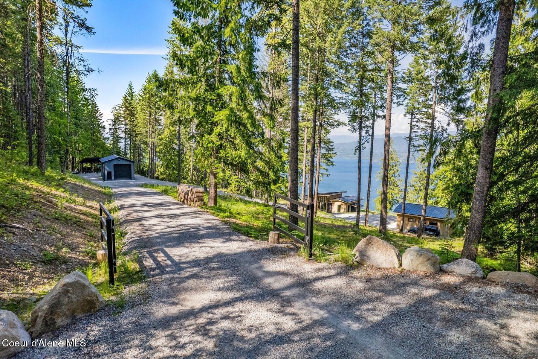 1376 Less Traveled Road Sagle, ID 83860 - Photo 51 of 61 48