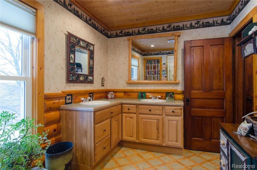 2310 Dutcher Road Howell, MI 48843 - Photo 24 of 43 GRU_3695.jpg