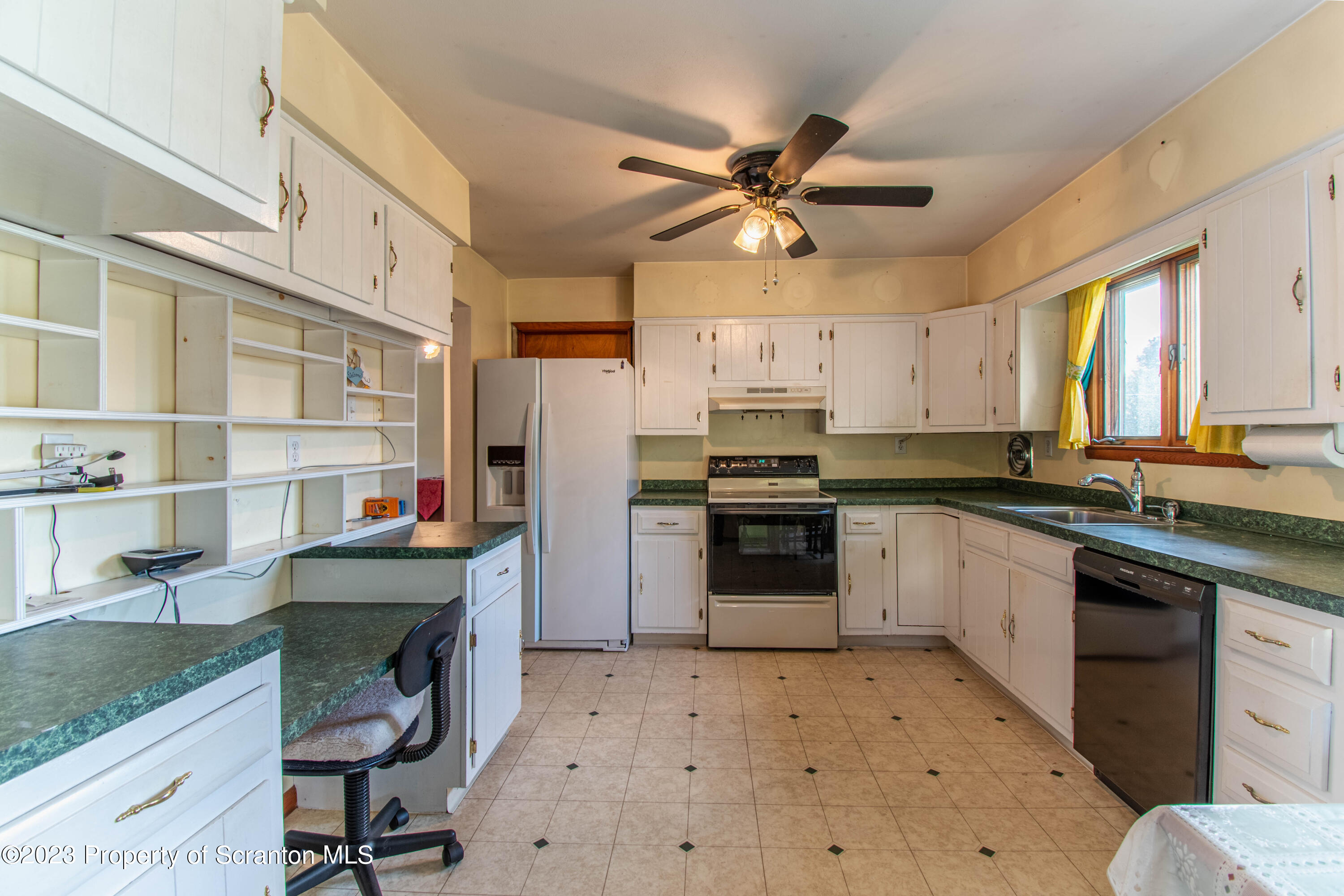 1417 Whites Ferry Road Falls, PA 18615 - Photo 10 of 30 Gallery Image 10