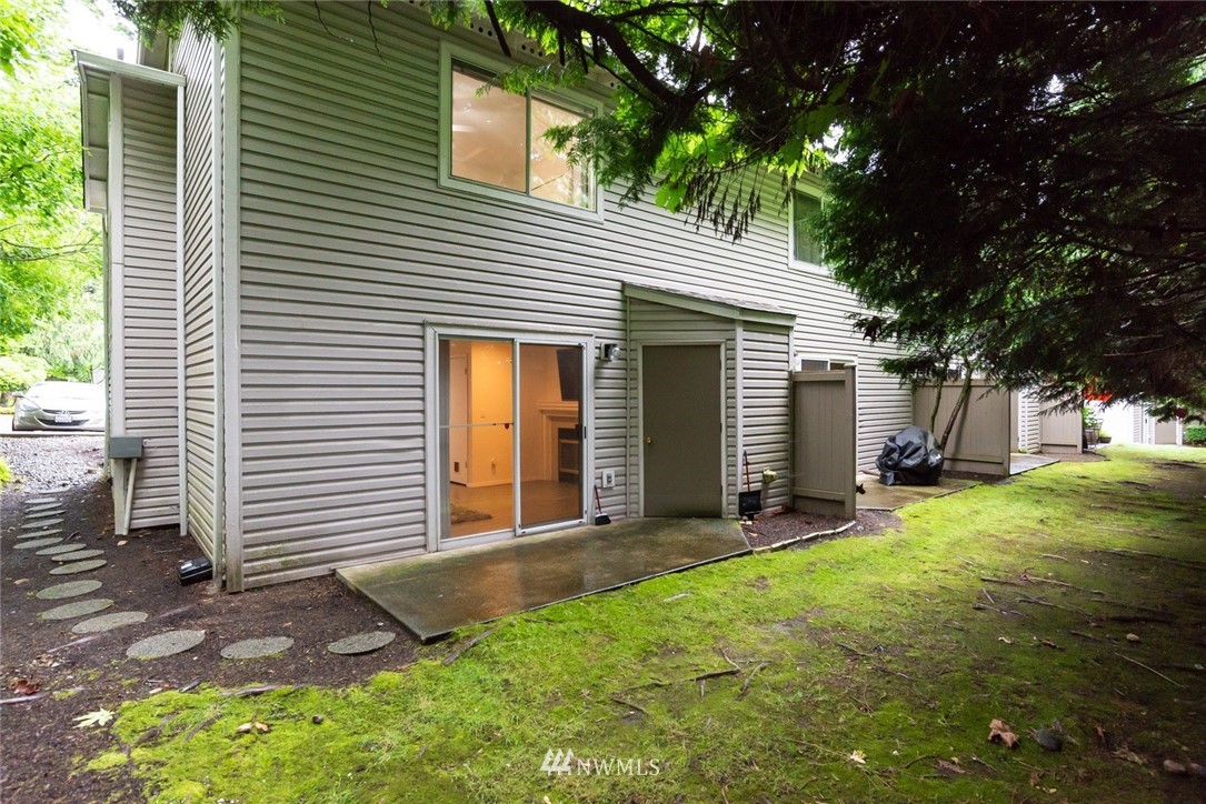 18910 Bothell Everett Highway, Unit A4 Bothell, WA 98012 - Photo 3 of 16 Gallery Image 3
