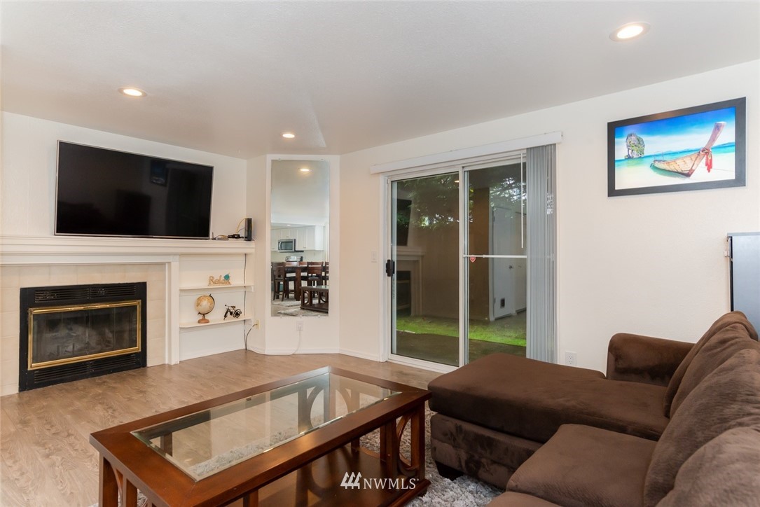18910 Bothell Everett Highway, Unit A4 Bothell, WA 98012 - Photo 8 of 16 Gallery Image 8
