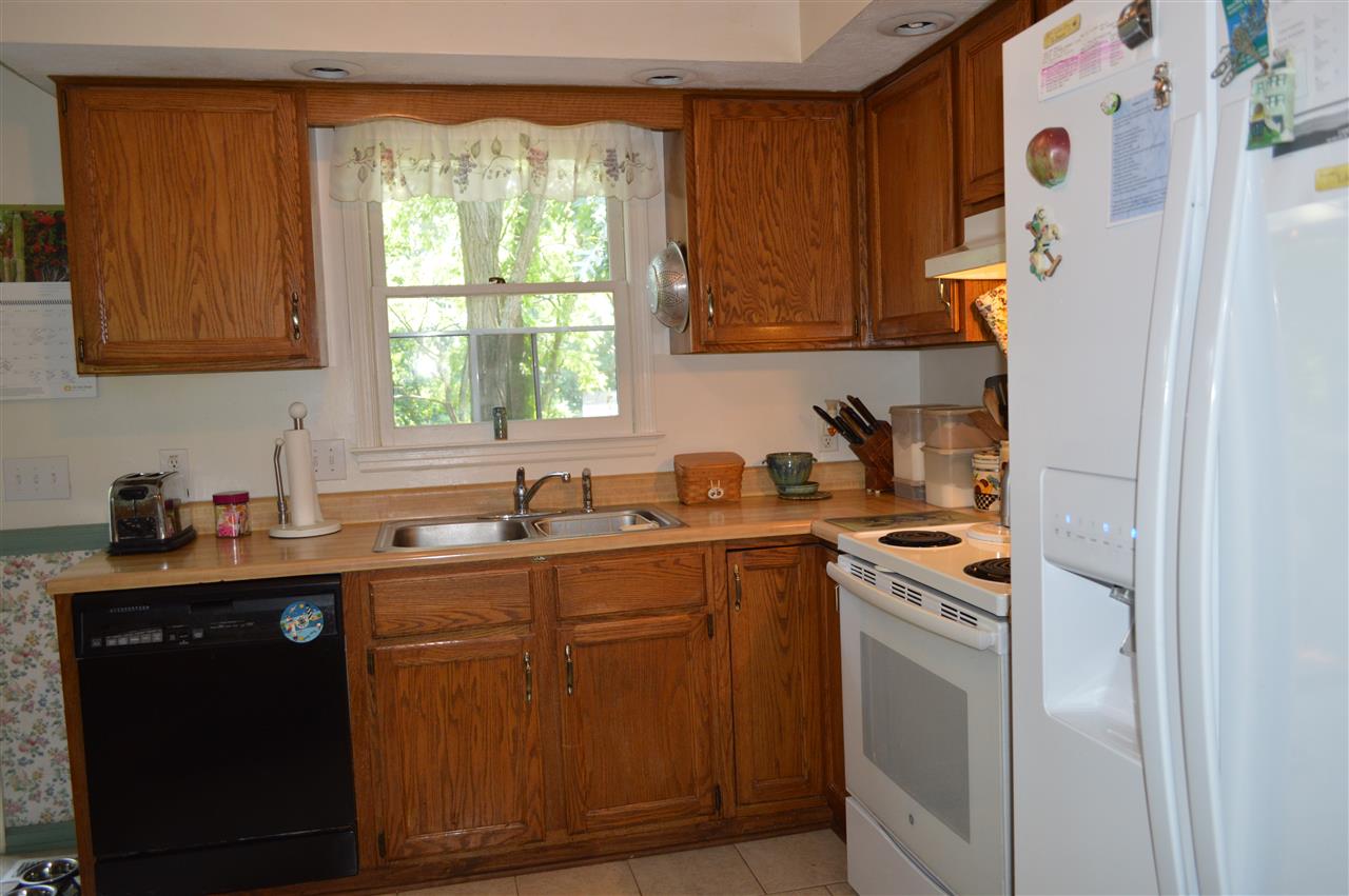 99 Greenwood Road Staunton, VA 24401 - Photo 8 of 37 Gallery Image 8