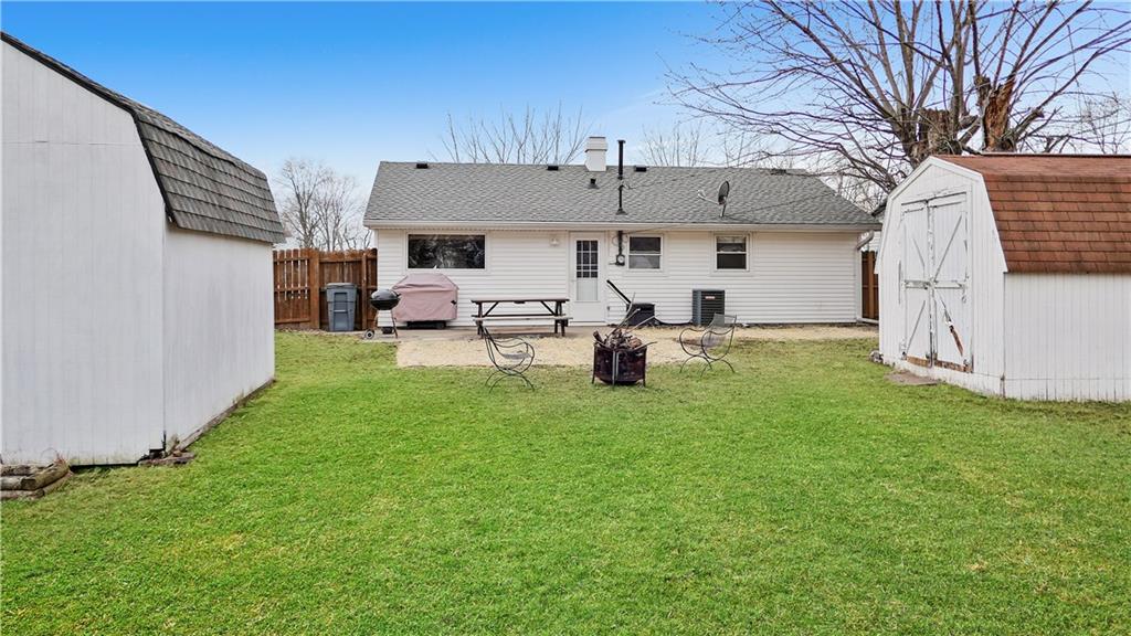 1543 Roberts Road Franklin, IN 46131 - Photo 2 of 21 Gallery Image 2