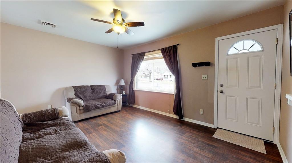 1543 Roberts Road Franklin, IN 46131 - Photo 4 of 21 Gallery Image 4