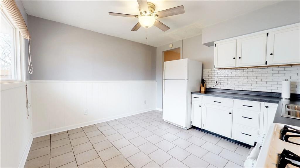 1543 Roberts Road Franklin, IN 46131 - Photo 7 of 21 Gallery Image 7