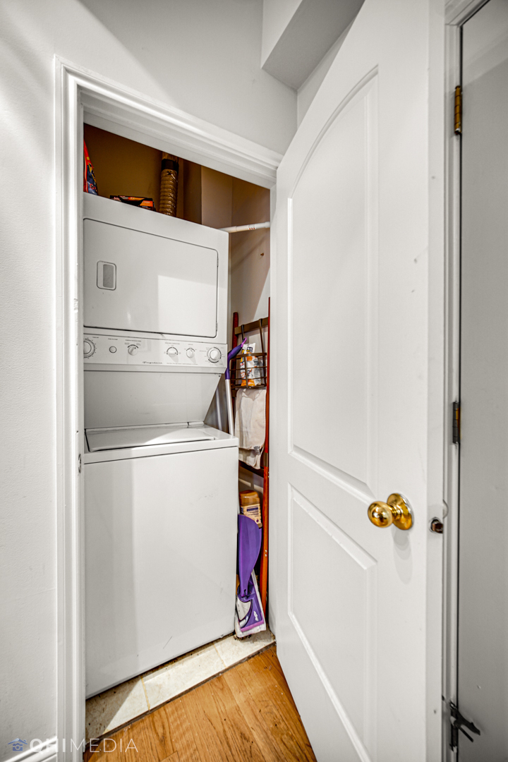 4014 North Spaulding Avenue, Unit 3 Chicago, IL 60618 - Photo 9 of 16 a view of storage and utility room with washer and dryer